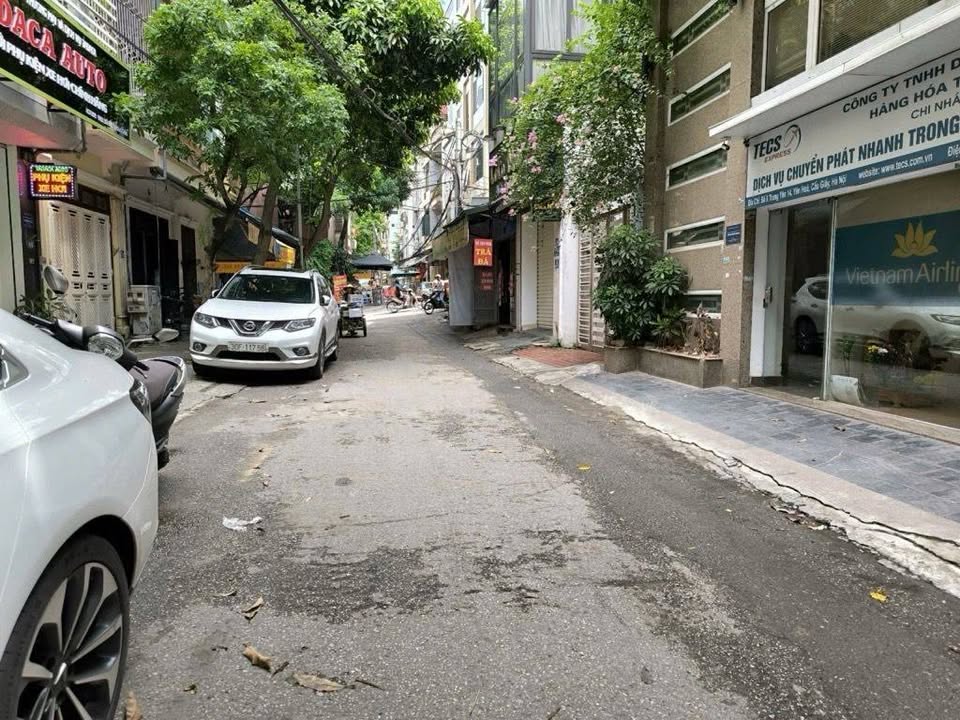 Nhà phố tuyệt đẹp Trung Yên 14, Cầu Giấy - 40m², thang máy, kinh doanh đỉnh cao!