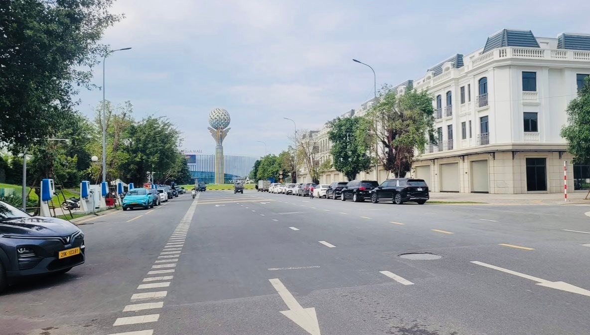 Nhà bán Đại Mỗ 42m² giá 7 tỷ - Thiết kế đầy đủ, sẵn sàng ở ngay!