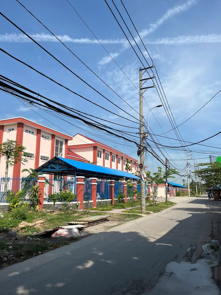 Nhà mặt tiền cho thuê tại Bình Chánh - Tiện kinh doanh, giá thỏa thuận!