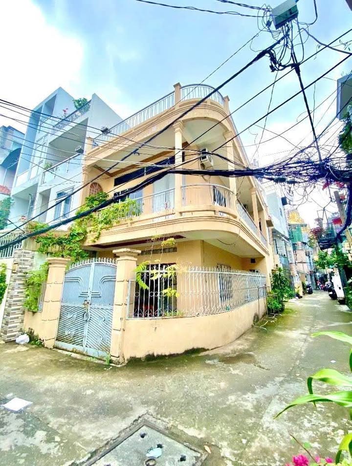 Nhà 3 tầng Hẻm xe hơi Lý Thuyết P13 Bình Thạnh 70m² giá 8.99 tỷ - Căn góc hấp dẫn!