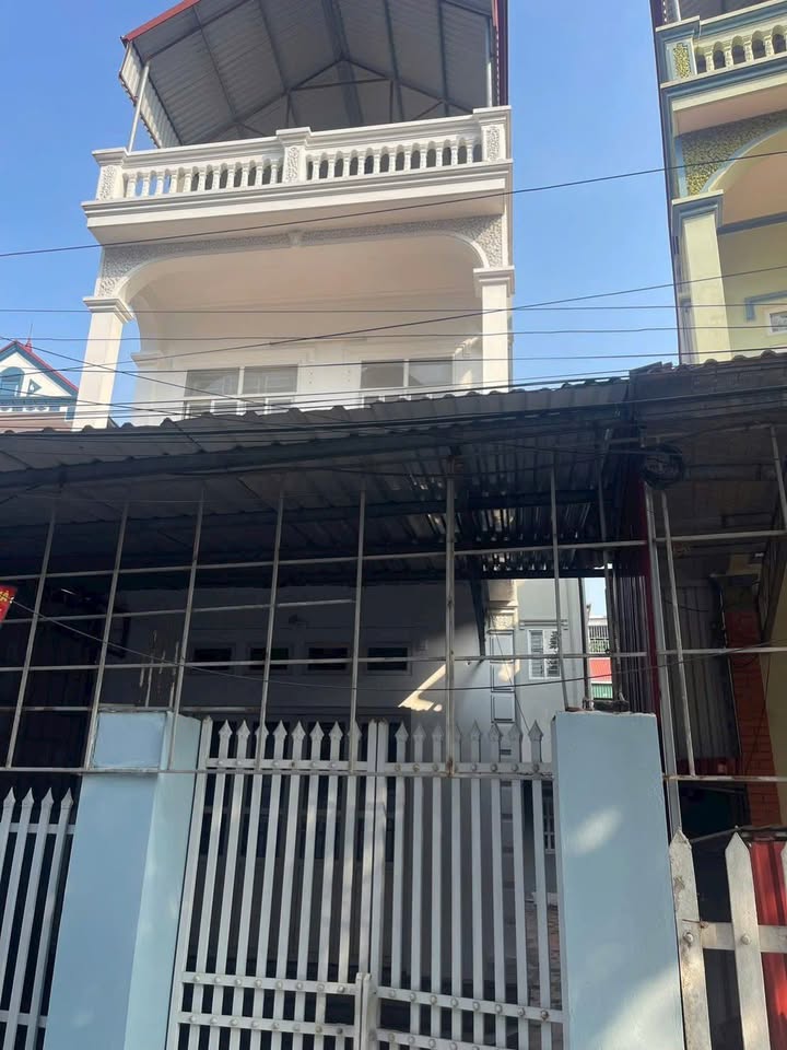 Bán đất tặng nhà 3 tầng tại Mê Linh 120m², giá 6 tỷ - Đầu tư sinh lời ngay!