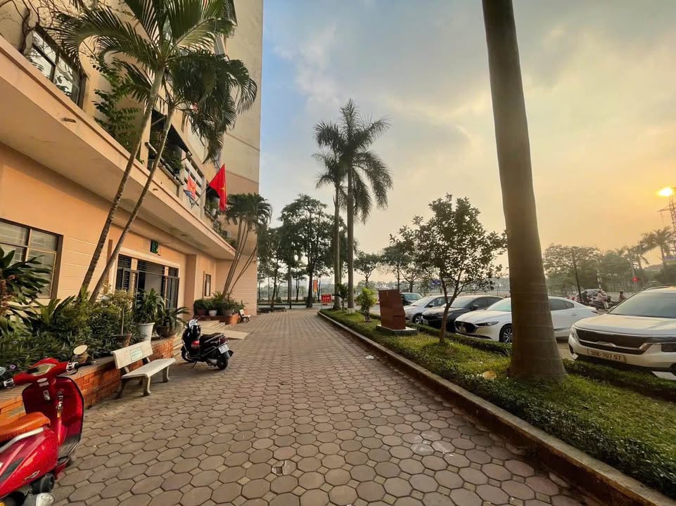 Chung cư Việt Hưng Long Biên 80m² giá 4 tỷ - Thiết kế thoáng mát, full nội thất!