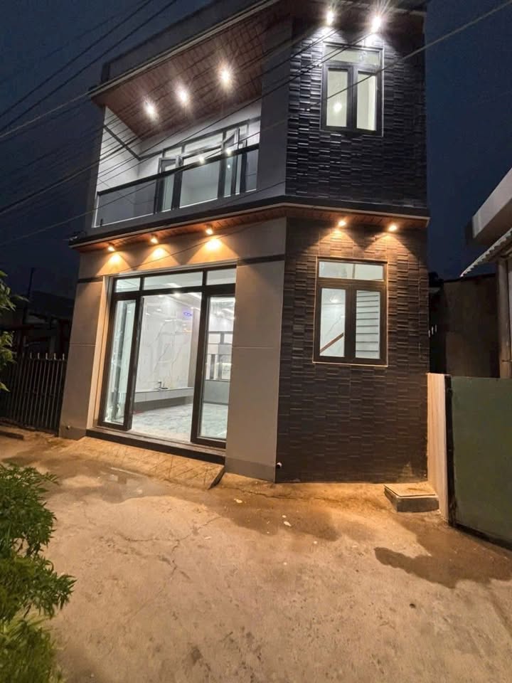 Nhà phố 1 trệt 1 lầu tại Đồng Tháp, Quang Vinh, 62m² - Nhà mới xây, giá chỉ 2.9 tỷ!