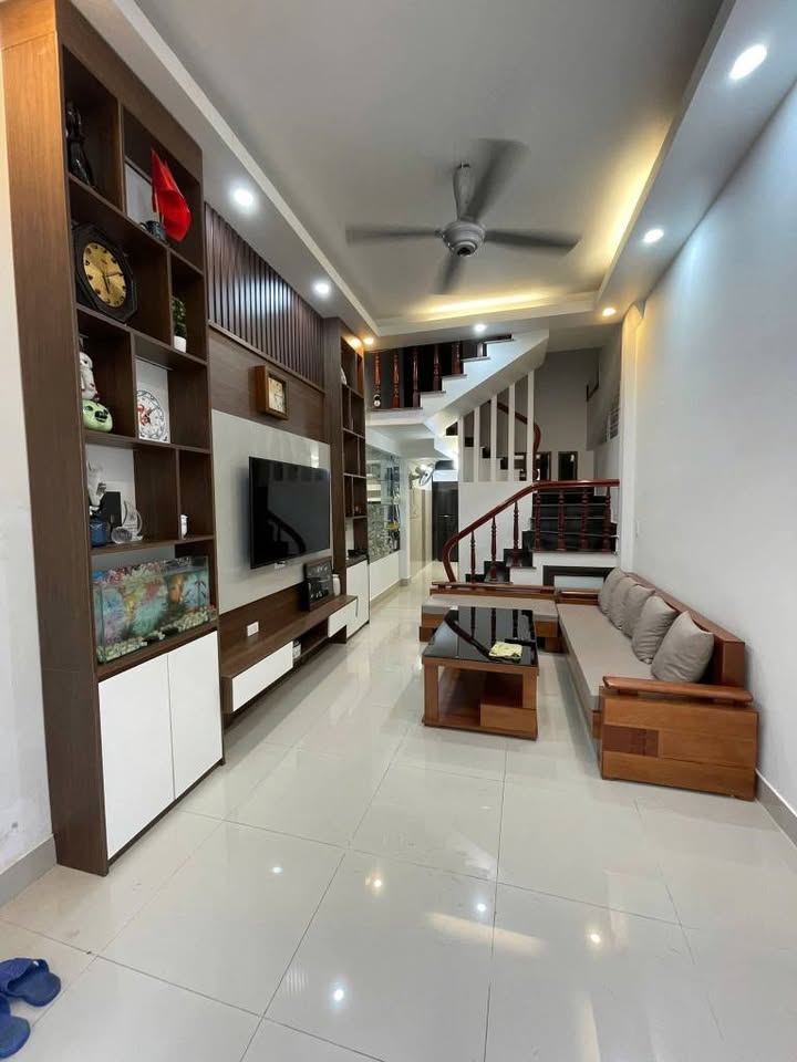 Nhà cho thuê đẹp tại đường Tô Vũ, Hải An - Diện tích 34m², giá 12 triệu/tháng - Sẵn sàng ở ngay!