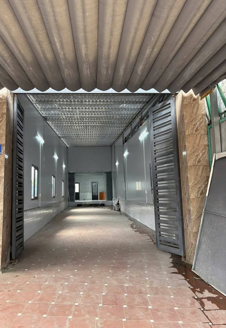 Kho cho thuê Thạnh Lộc, Q12 120m² giá 13 triệu - Gần trường Cao đẳng Điện Lực!