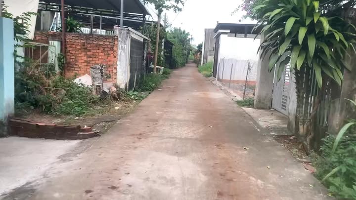 Đất nền Bàu Trâm, Long Khánh 110m² chỉ từ 990 triệu - Sổ hồng riêng, tiện ích đầy đủ!