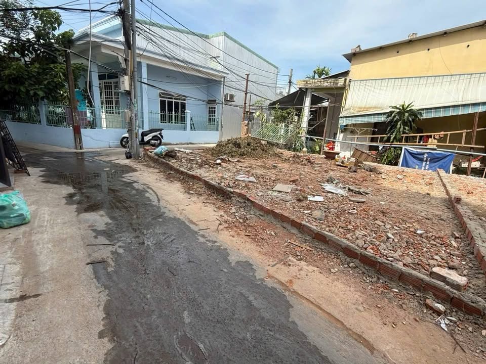 Đất nền đường Nguyễn Văn Huề, phường Thanh Khê Tây, 53m² giá 2.8 tỷ - Cơ hội đầu tư tuyệt vời!