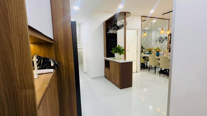 Căn hộ Sky Garden 2 quận 7 114m² giá 9.6 tỷ - Căn góc sân vườn hiếm có!