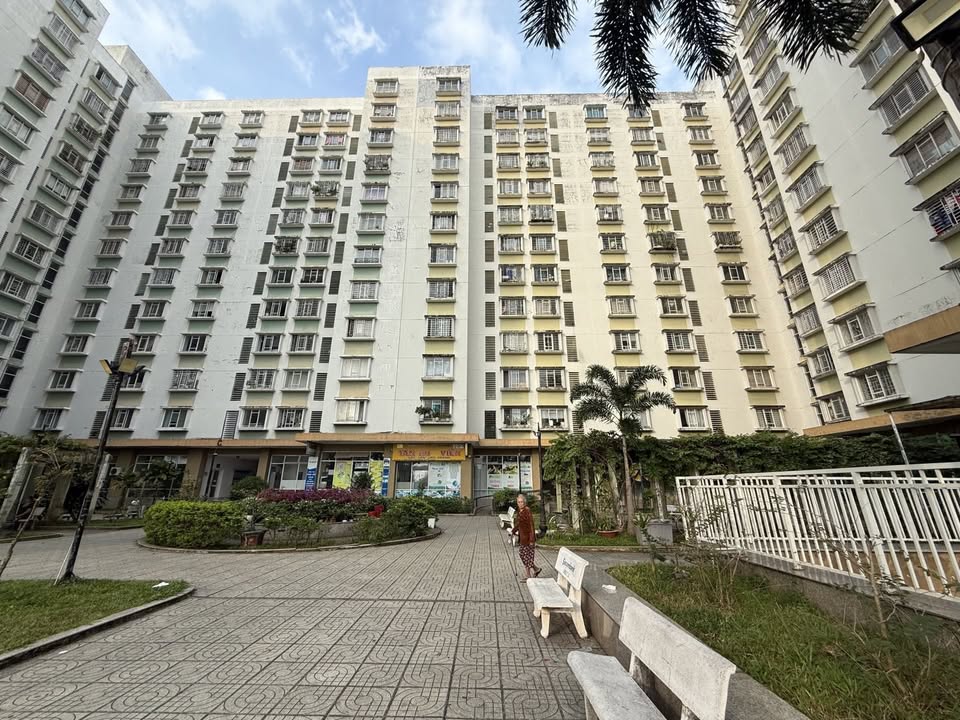 Căn hộ Chung cư D1 Phú Lợi - Q.8 - 77m² - Sổ hồng chính chủ, nội thất tặng kèm!