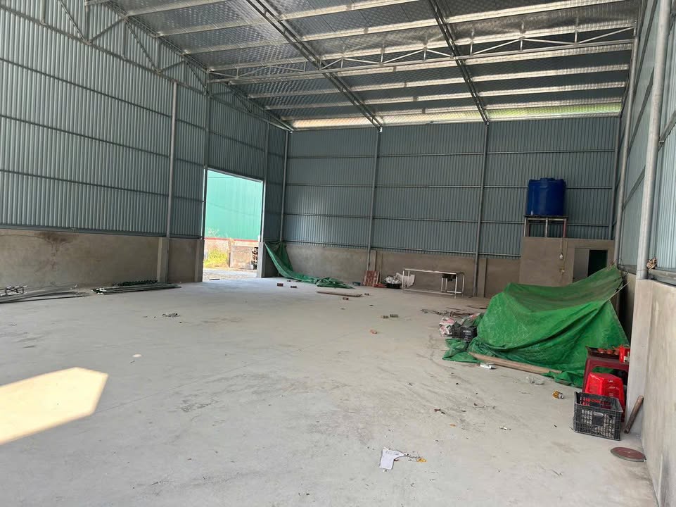 Cho thuê nhà xưởng 230m² tại Lạc Vệ, Bắc Ninh - Đường container rộng rãi, bàn giao ngay!