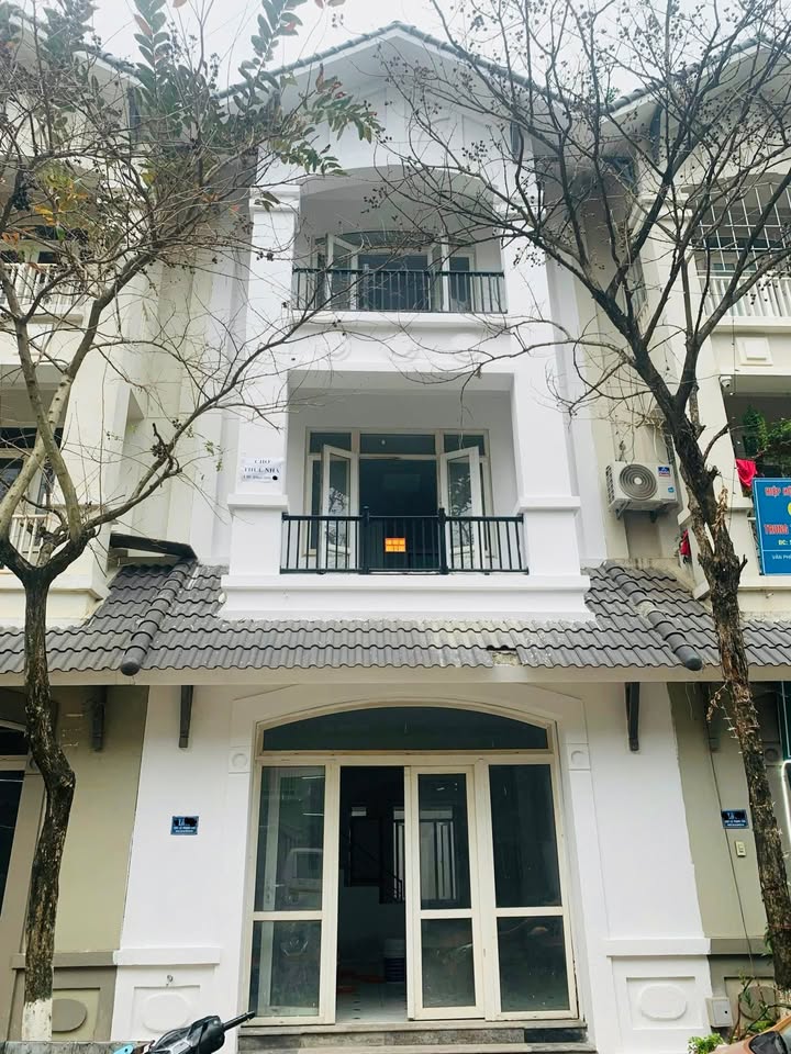 Townhouse Khu A Geleximco, 80m² giá 19 tỷ - Hoàn thiện đẹp, cho thuê ngay!