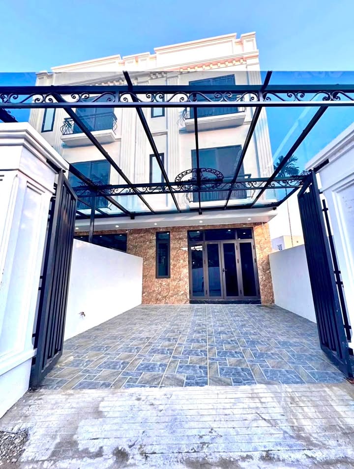 Nhà phố Trịnh Văn Bô, Hoài Đức, 87m² giá 5 tỷ - Dân xây độc lập, ở ngay!