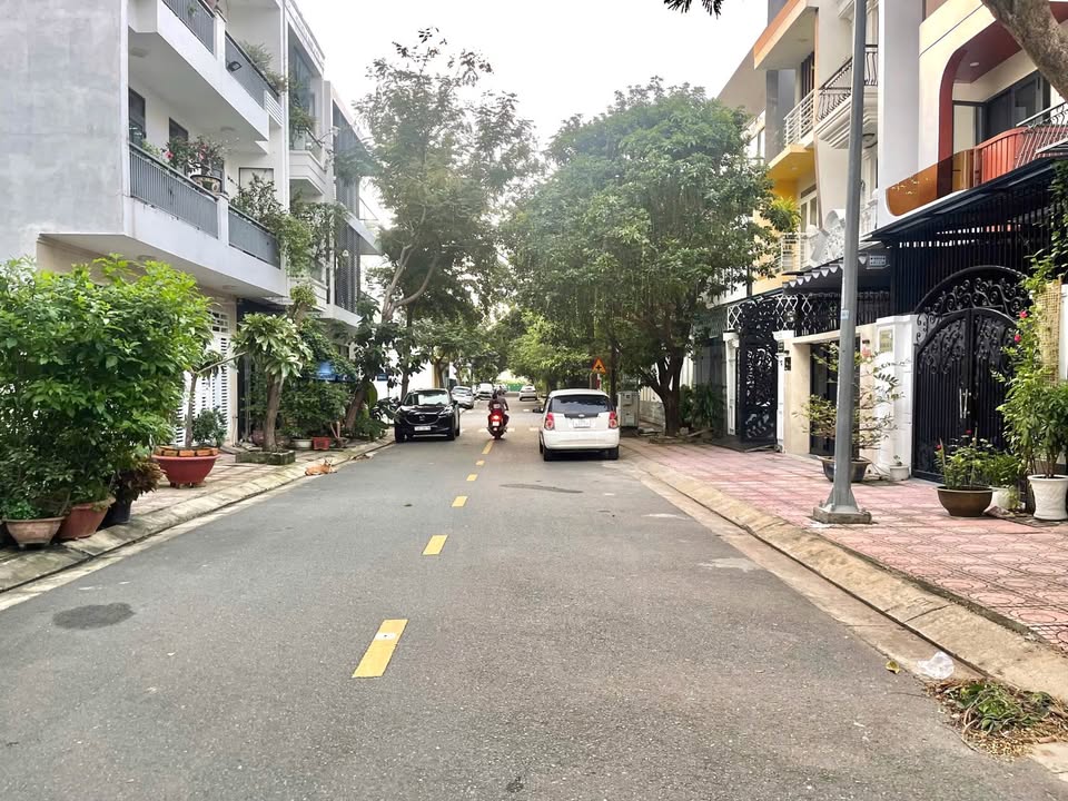 Đất nền KĐT Hà Quang 2 Nha Trang 80m² giá 6.3 tỷ - Đường số 10, sát công viên!