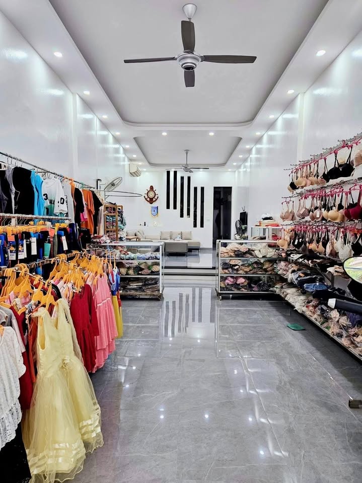 Nhà bán 2.5 tầng đường Quy Hóa, Kim Tân 80m² giá 5 tỷ - Khu phố kinh doanh sầm uất!