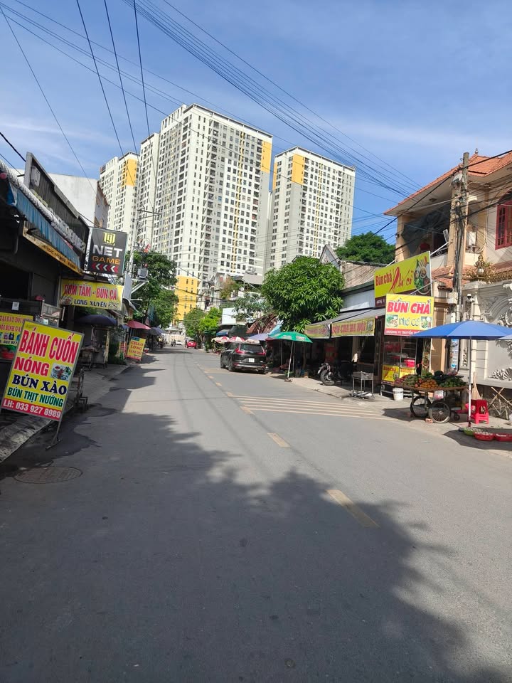 Nhà mặt tiền đường số 5, Dĩ An, 102.5m² giá 7.5 tỷ - Vị trí đắc địa, kinh doanh thuận lợi!