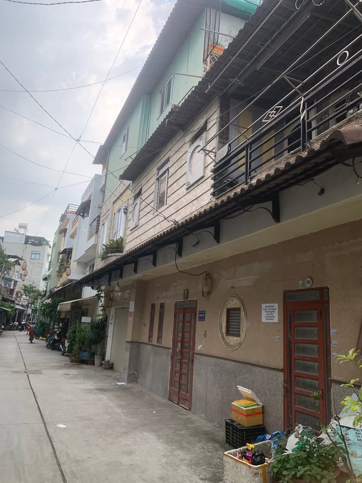 Nhà phố 3PN đường số 5, Bình Hưng Hòa 35m² giá 3.55 tỷ - Cần bán gấp!