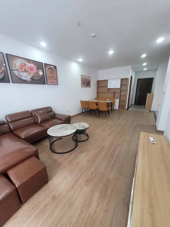 Căn hộ Iris Garden CT4 Cầu Diễn 104m² giá 18 triệu - Hoàn hảo cho gia đình!