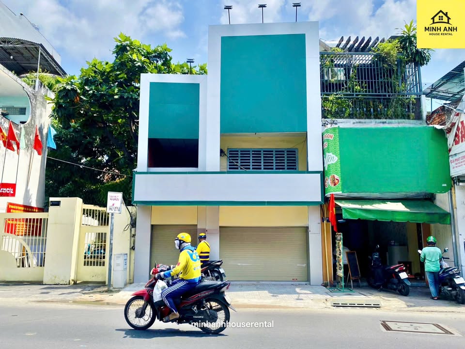 Nhà mặt tiền đường Lạc Long Quân, Tân Bình - 150m², góc 2 mặt tiền, tiện kinh doanh