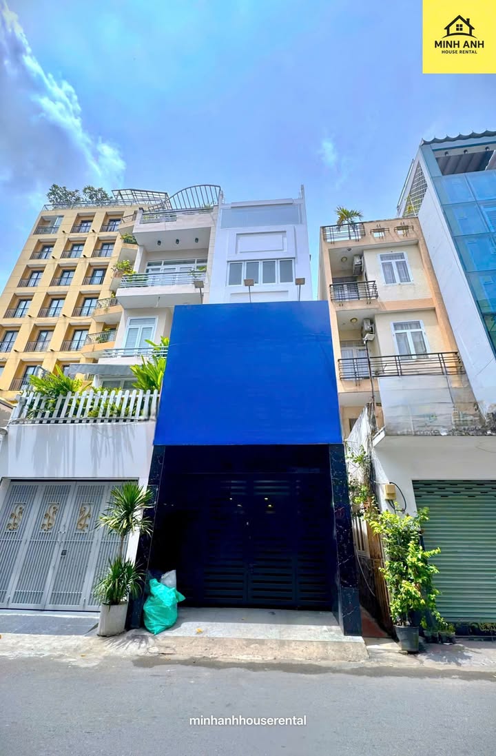 Nhà mặt tiền Nguyễn Trọng Tuyển, Tân Bình 60m² - Phù hợp kinh doanh và ở ngay!