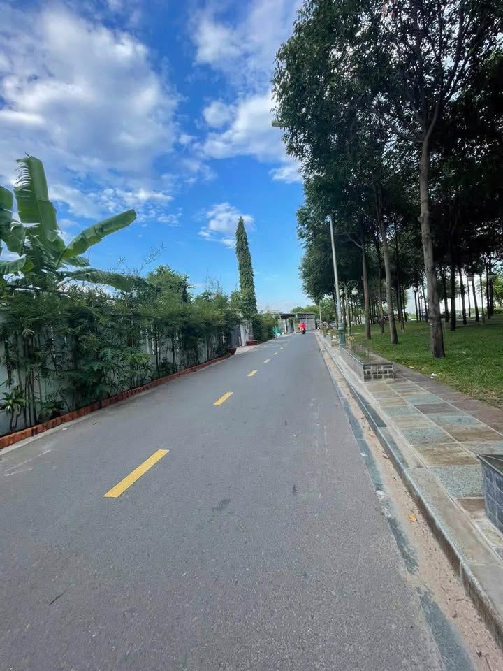 Nhà đẹp tại Phú Thuỷ, Phan Thiết 96m² giá 4 tỷ - Ngay phố biển Rạng Đông!