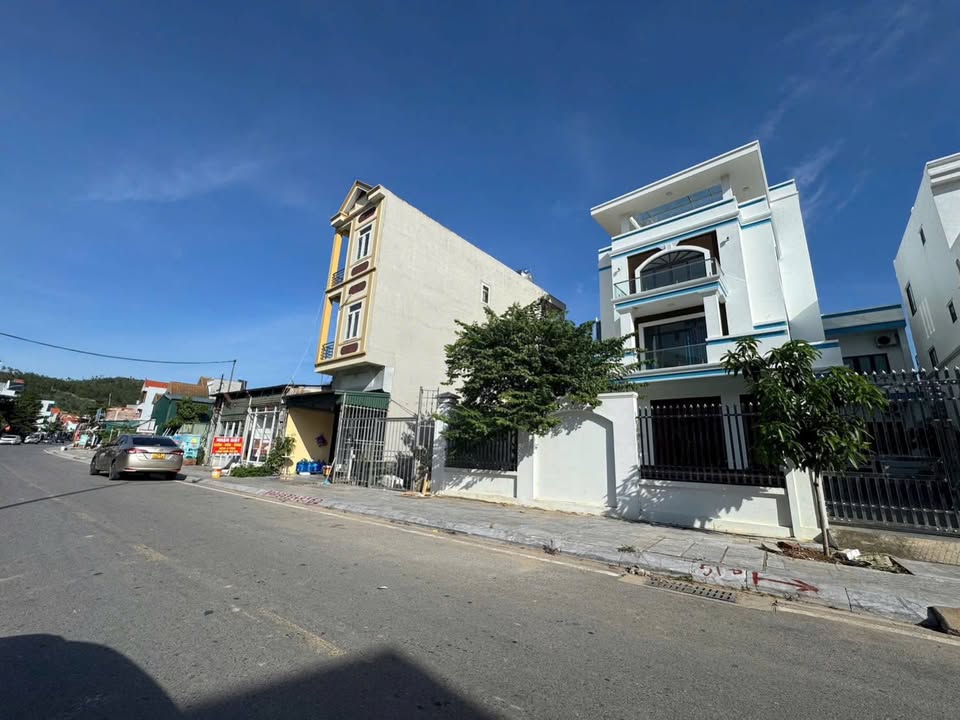 Bán gấp FrontHouse mặt đường EC Hùng Thắng 87m² - Kinh doanh đắc địa!