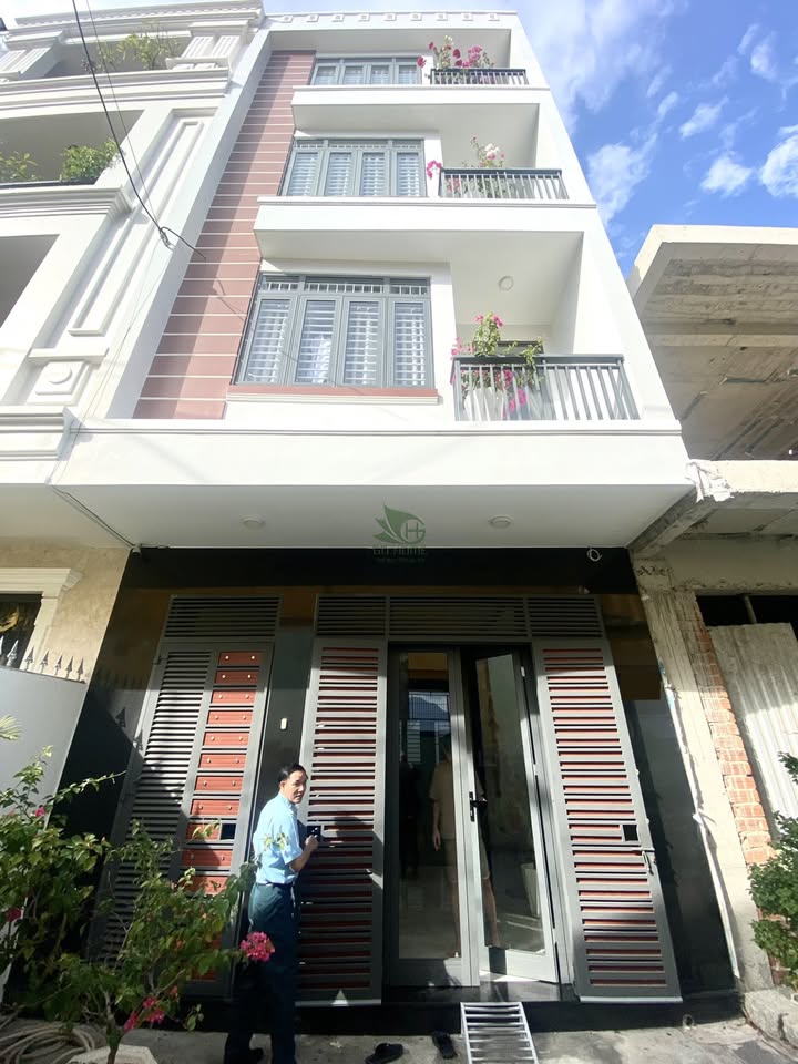 Nhà kinh doanh 4 tầng tại KĐT ACC Vườn Xoài 240m² giá 22 triệu - Địa điểm lý tưởng cho doanh nghiệp!