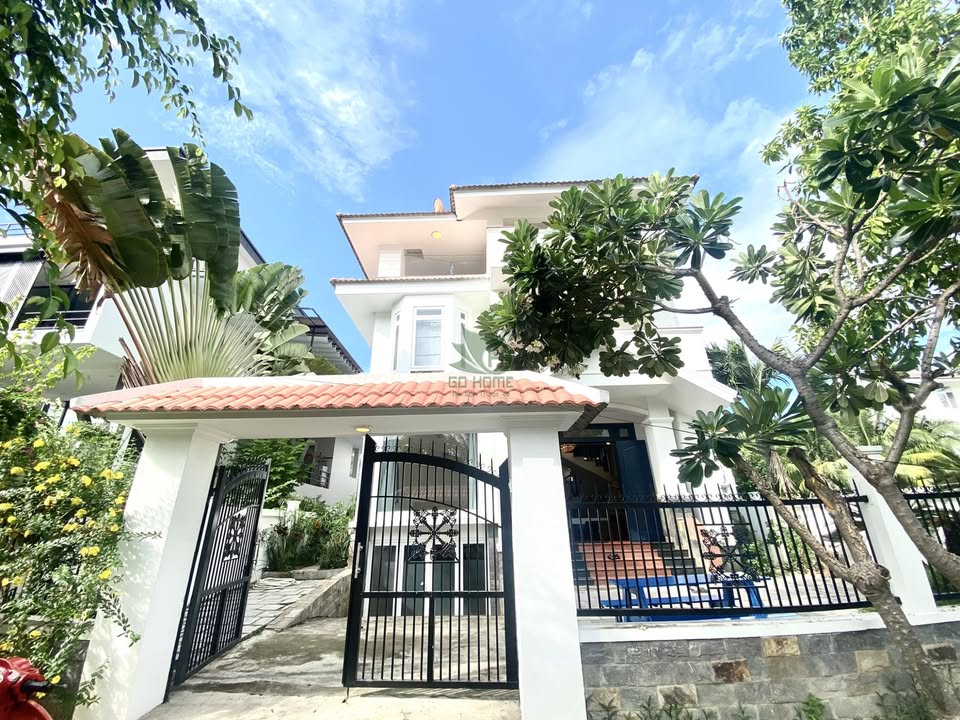 Villa An Viên Nha Trang 264m² giá 45 triệu - View sông tuyệt đẹp!