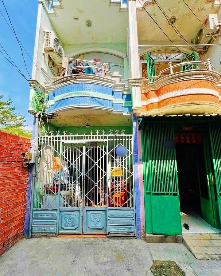 Nhà phố 2 tầng đường Chiến Lược, quận Bình Tân, 24m² - Tiềm năng đầu tư vượt trội!