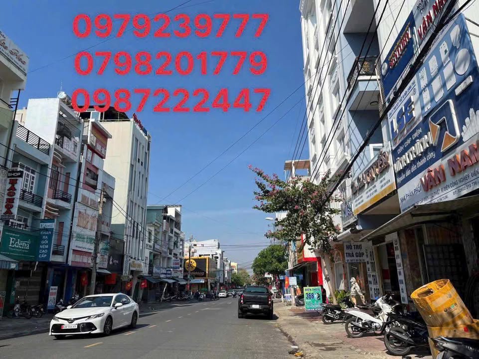 Nhà mặt tiền Lê Hồng Phong, TP Kon Tum 67m² giá 8 tỷ - Đầu tư sinh lời lý tưởng!