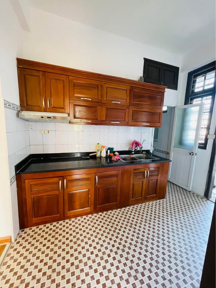 Căn hộ B11 Nam Trung Yên 60m² giá 10 triệu - Thuận tiện gần BigC Thăng Long!