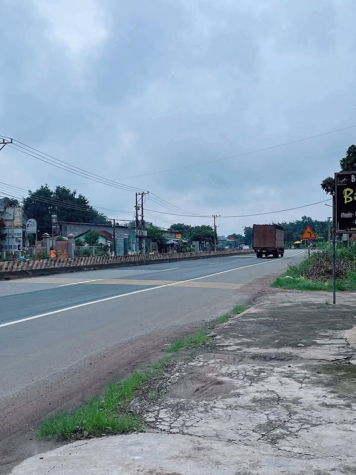 Đất mặt tiền đường ĐT 741, xã An Bình, 676m² giá 4.68 tỷ - Kinh doanh thuận lợi!