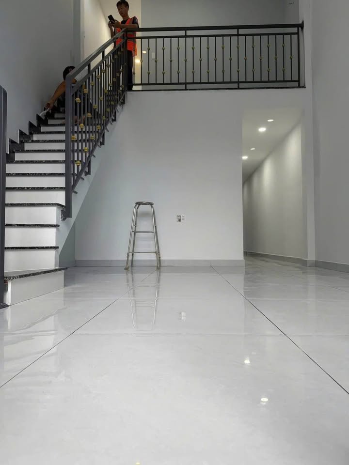 Nhà ở Bà Điểm Hóc Môn 72m² giá 3.95 tỷ - Nhà mới hoàn thiện đẹp mắt!