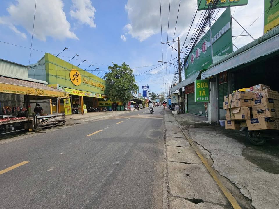 FrontHouse Đường Lý Thái Tổ Nhơn Trạch 850m² giá 20 tỷ - Kinh doanh sầm uất!