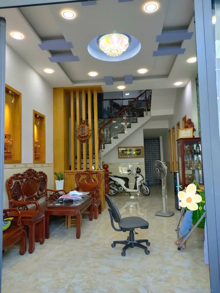 Nhà phố 4 tầng tại Đỗ Xuân Hợp, Thủ Đức 59m² giá 9.6 tỷ - Vị trí đắc địa, kinh doanh sầm uất!