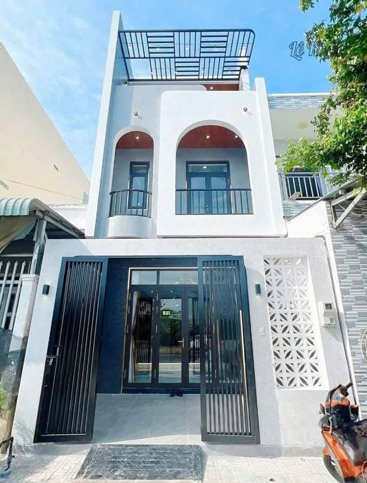 Nhà phố Tân Túc, Bình Chánh 80m² giá 1 tỷ - Sổ hồng chính chủ, dọn vào ở ngay!