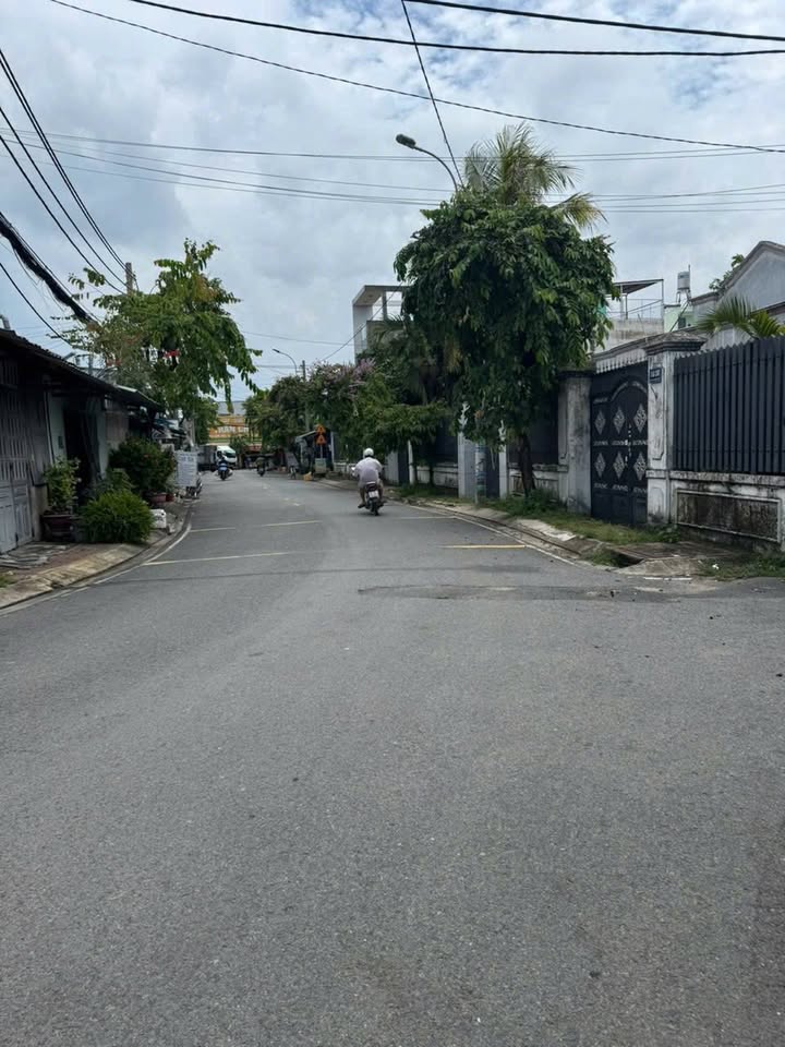 Nhà mặt tiền Trần Thị Cát, Hóc Môn 86.7m² giá 5.999 tỷ - Phù hợp kinh doanh Spa!