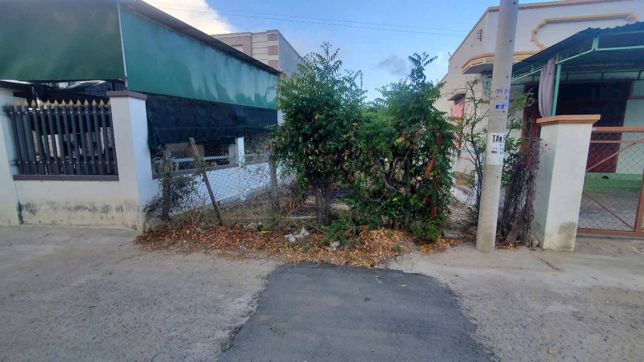 Đất thổ cư 160m² gần biển Đầm Nại, Ninh Hải - Giá chỉ 1.69 tỷ, cơ hội đầu tư tuyệt vời!