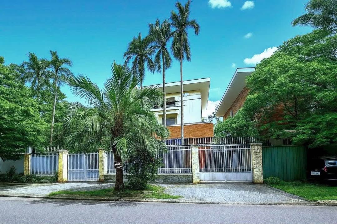 Biệt thự sân vườn KĐT Văn Khê 460m² giá 60 tỷ - Lô góc đẳng cấp, đầu tư sinh lời!