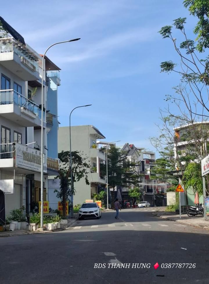 Nhà phố An Phú Thủ Đức 61m² giá 4.299 tỷ - Full nội thất, sẵn sàng vào ở!