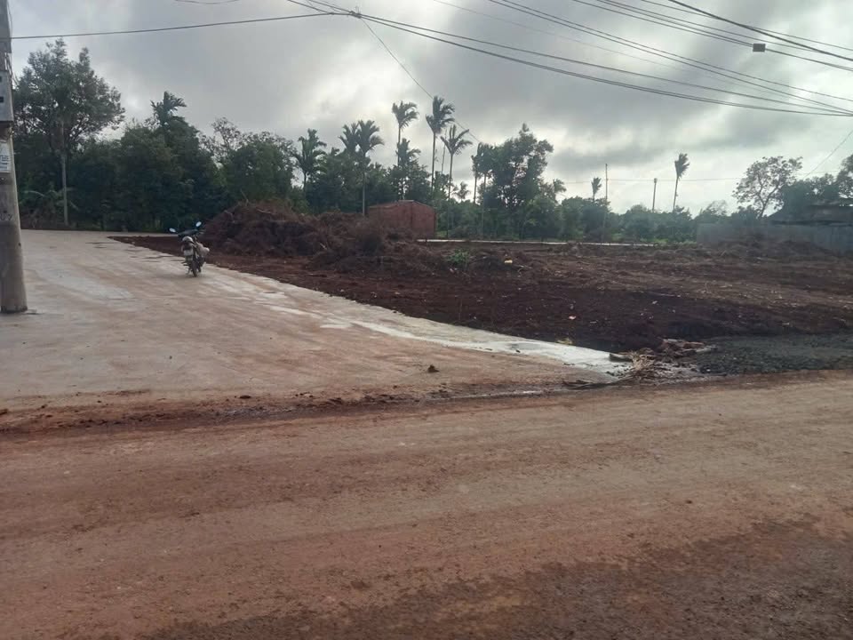 Đất nền thôn 12 xã Ea Tu 74m² giá 1.06 tỷ - Đường rộng, kinh doanh tốt!