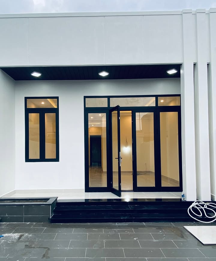 Cho thuê nhà nguyên căn Kiệt 130 Phan Văn Định, Đà Nẵng 90m² - Nhà mới thoáng mát, giá tốt!