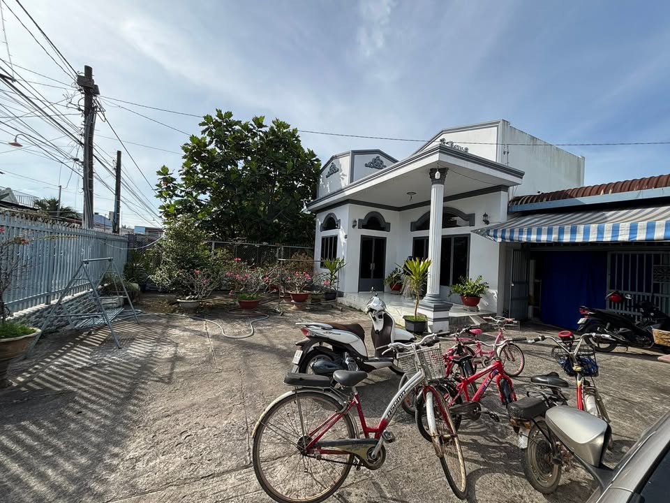 Nhà riêng Quảng Tiến, Trảng Bom 360m² - Đường nhựa thông, dân cư ở kín