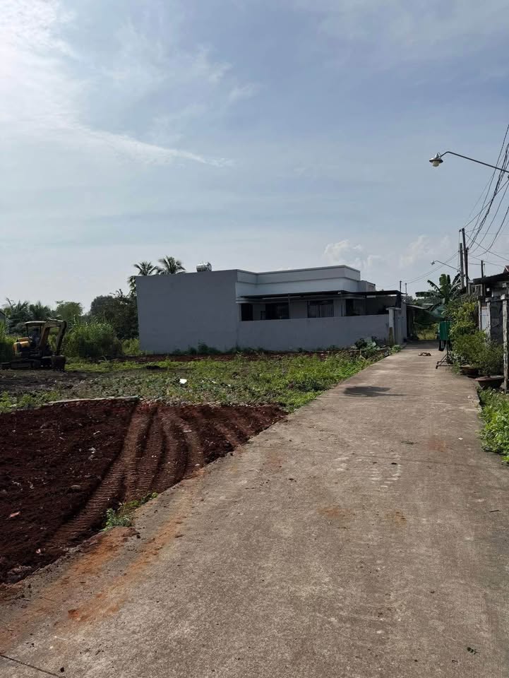 Đất nền thổ cư Long Khánh 120m² giá chỉ 990 triệu - Cơ hội đầu tư tuyệt vời!