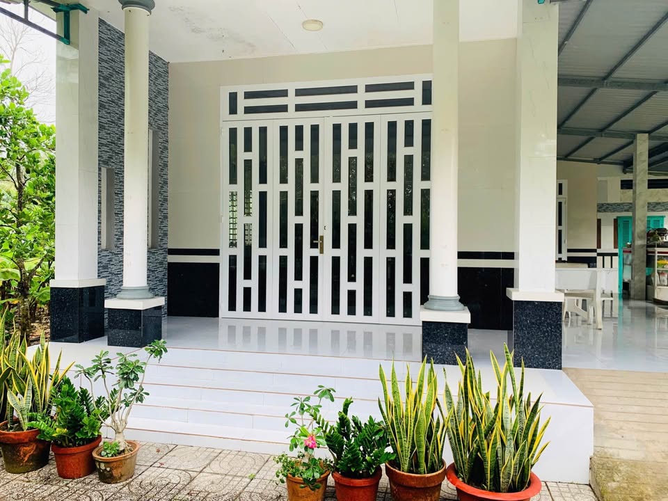 Bán đất và nhà Rạch Ông Dựa, Long Tuyền 1900m² - Đường oto 6m, giá chỉ 5.2 tỷ!