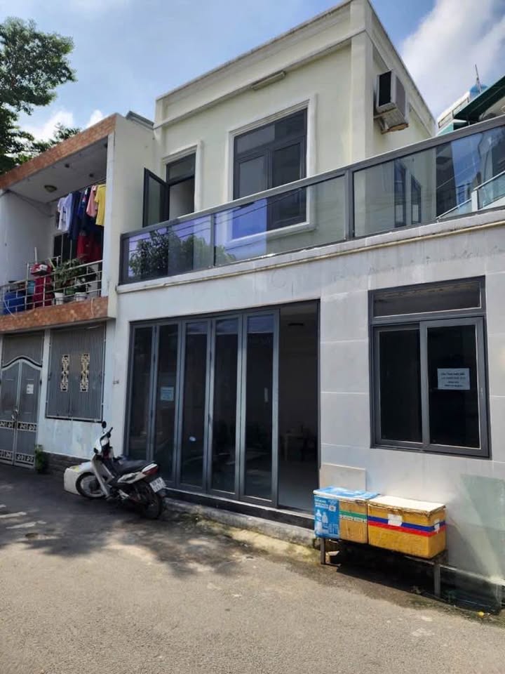 Nhà 1 trệt 1 lầu Linh Chiểu 53m² giá 3.75 tỷ - Sẵn sàng vào ở ngay!