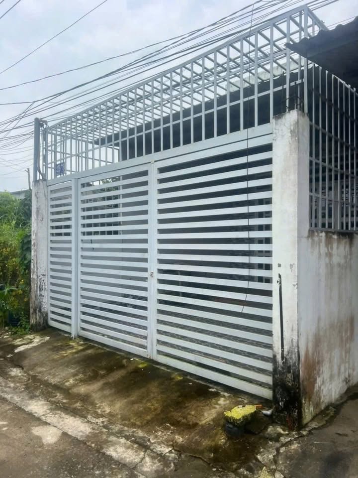Nhà mặt tiền hẻm 239 Nguyễn Văn Rành, 180m² giá 2.099 tỷ - Phù hợp đầu tư và định cư