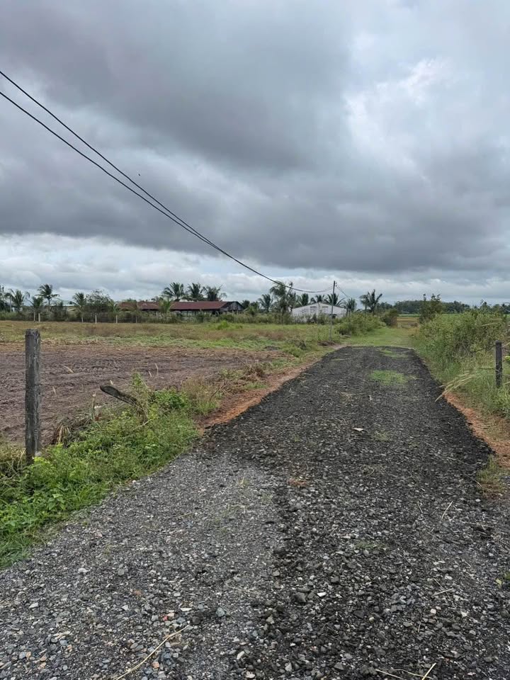 Đất thổ cư 58000m² tại Đồng Khởi, Châu Thành, Tây Ninh - Giá chỉ 2 tỷ VND!