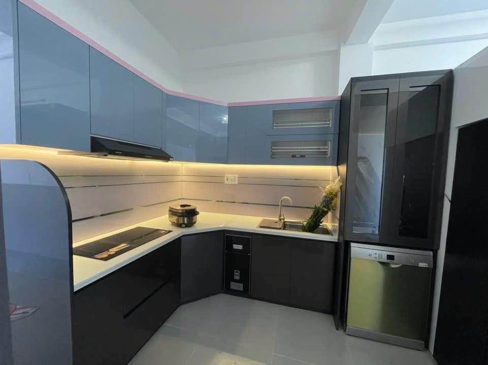 Nhà mặt tiền Nguyễn Thái Học, Quy Nhơn 250m² giá 8 tỷ - Đầu tư sinh lời ngay!