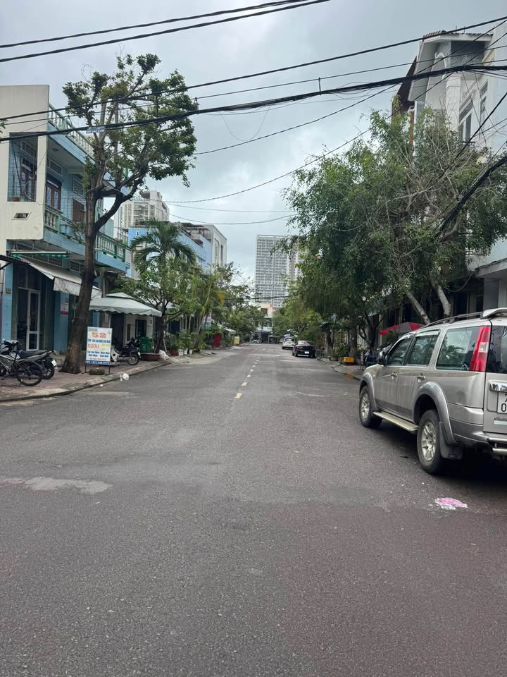 Nhà mặt tiền Ngô Gia Tự, Quy Nhơn 82m² giá 9 tỷ - Vị trí đắc địa sát biển!
