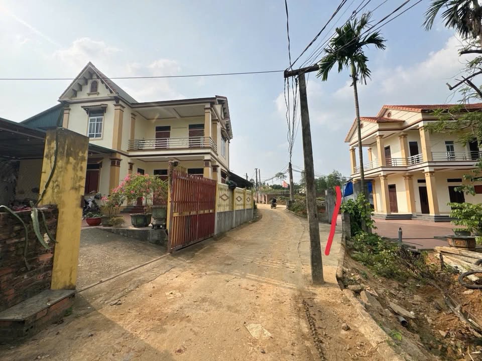 Đất nền Khu 4 Thanh Đình, Việt Trì 211m² giá chỉ 1 tỷ - Đầu tư sinh lời ngay!